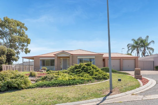 12 Alfred Close, Craigmore, SA 5114 - For Sale