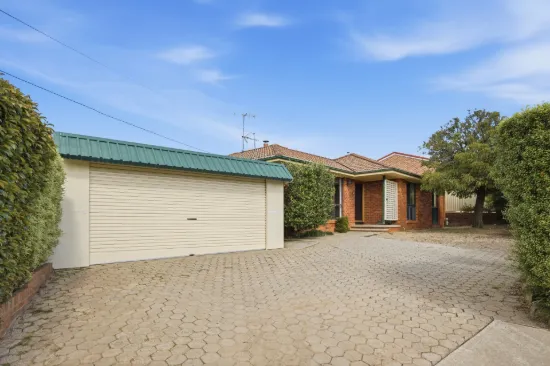 12 Ash Street, Queanbeyan, NSW 2620