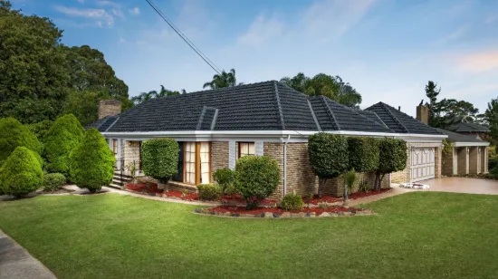 12 Ashdown Way, Wheelers Hill, Vic 3150