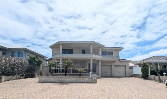 12 Ashmore Way, Sorrento, WA 6020