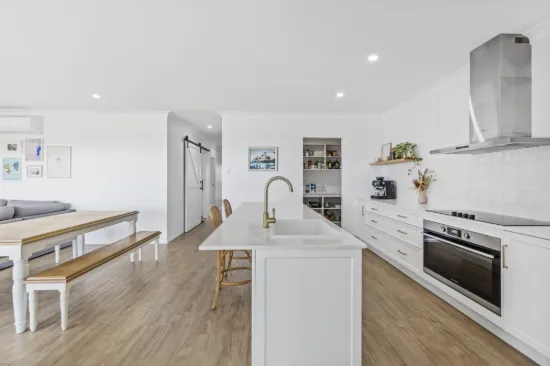 12 Beach House Drive, Lammermoor, Qld 4703-Image