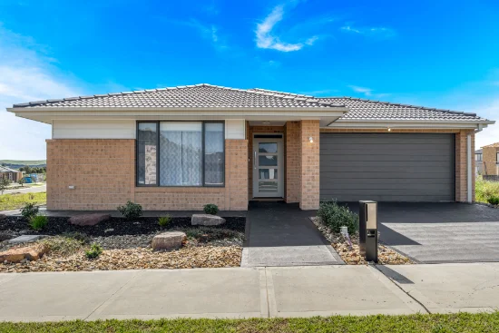12 Beacon Close, Beveridge VIC 3753-Image