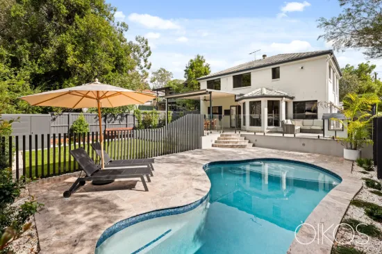 12 Bernarra Street, The Gap, Qld 4061