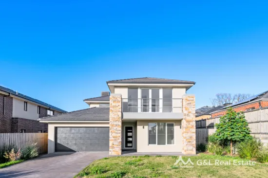 12 Berrima Court, Cranbourne North, Vic 3977