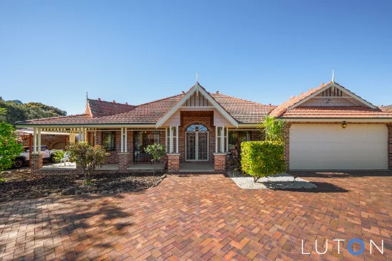 12 Blinkhorn Place, Gordon, ACT 2906