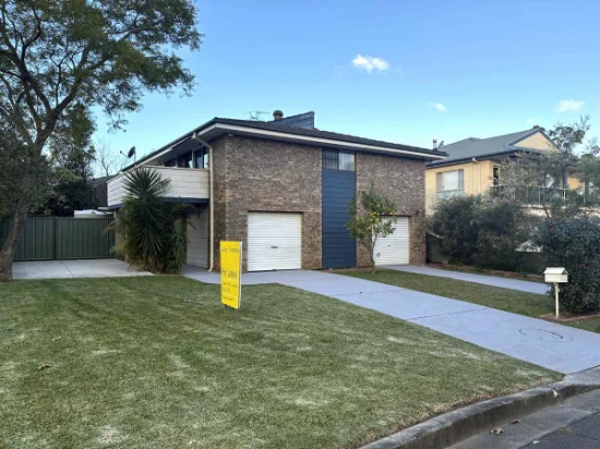 12 Books Crescent, McGraths Hill, NSW 2756