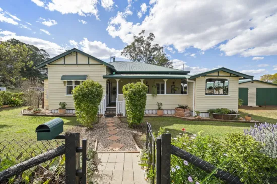 12 Boundary Street, Haden, Qld 4353