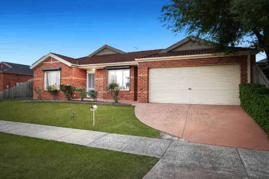 12 Breamlea Way, Cranbourne West VIC 3977-Image