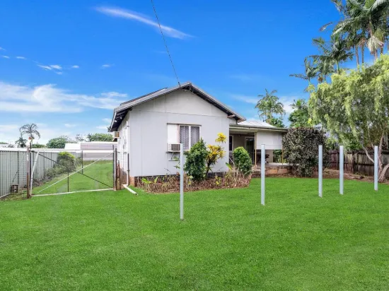 12 Brown Street, Woree, Qld 4868