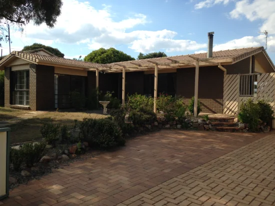 12 Buckingham Street, Kingaroy, Qld 4610