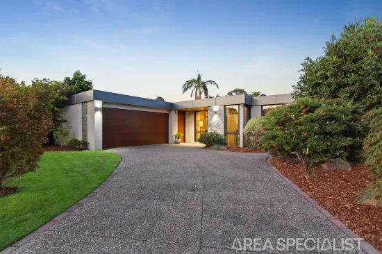 12 Burgess Drive, Langwarrin, Vic 3910