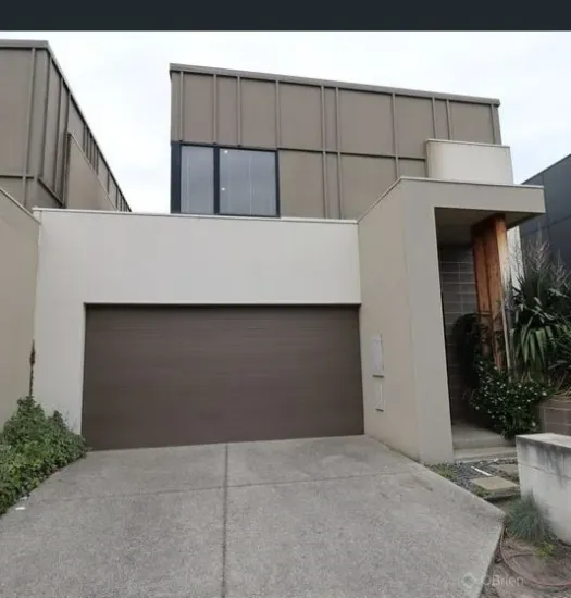 12 Burn Nar Look Drive, Burwood, Vic 3125