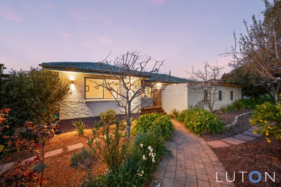 12 Cameron Street, Farrer, ACT 2607