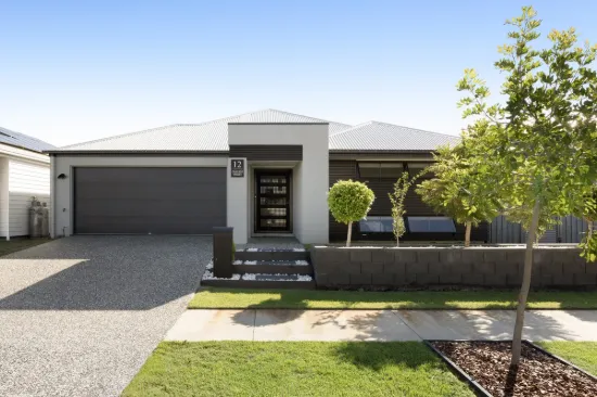 12 Cascade Street, Banya, Qld 4551
