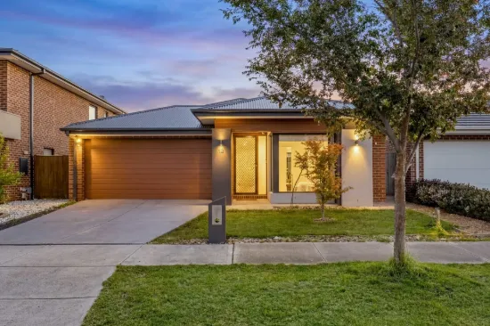 12 Casine Road, Fraser Rise, Vic 3336