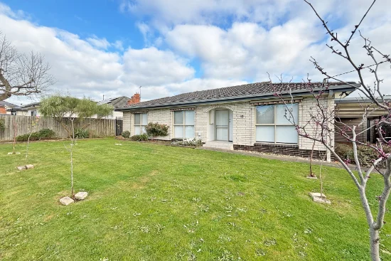 12 Caton Street, Warragul, Vic 3820