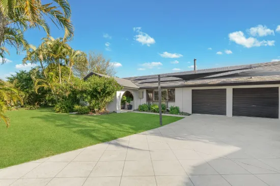 12 Cedar Court, Palm Beach, Qld 4221