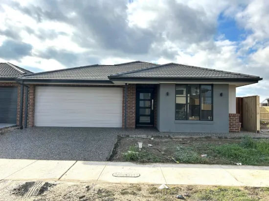 12 Centella Crescent, Officer, Vic 3809