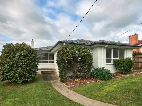 12 Charles Street, Drouin, Vic 3818