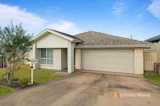12 Chestnut Grove, Woongarrah, NSW 2259