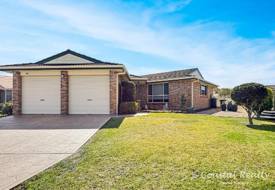 12 Colleena PLace, Tuncurry, NSW 2428