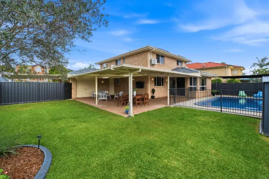 12 Conifer Street, Carindale, Qld 4152