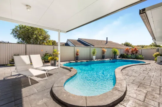 12 Coronet Crescent, Burleigh Waters, Qld 4220