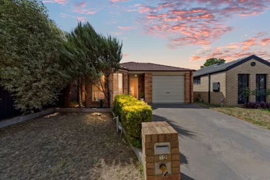 12 Dianella Close, Pakenham, Vic 3810 - For Rent