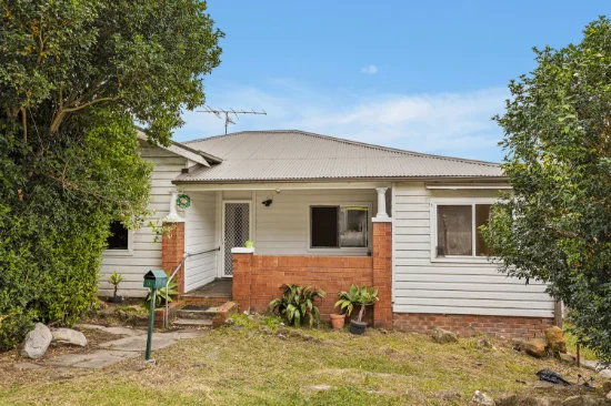 12 Dudley Street, Wollongong, NSW 2500
