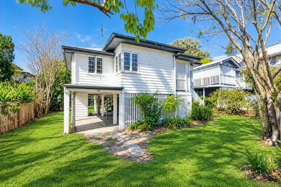 12 Durham Street, St Lucia, Qld 4067