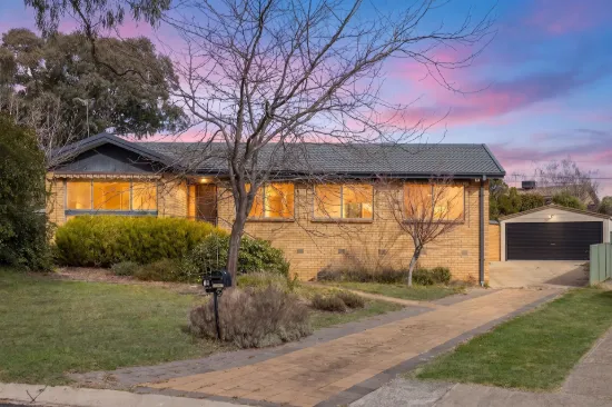 12 Dyer Place, Wanniassa, ACT 2903