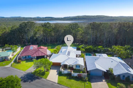 12 Eagle Place, Lake Cathie, NSW 2445