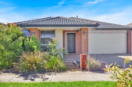 12 Edson Road, Mickleham, Vic 3064
