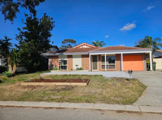 12 Edwards Entrance, Stratton, WA 6056