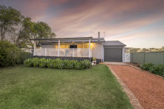12 Eileen Drive, Corindi Beach, NSW 2456