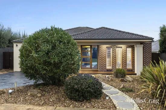12 Elspeth Circuit, Mount Martha, Vic 3934