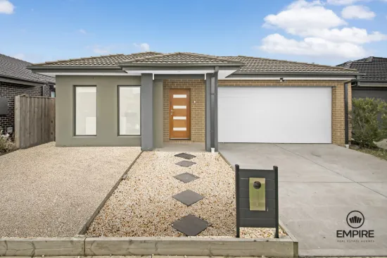 12 Favero St, Clyde North, Vic 3978