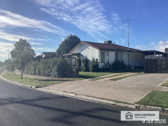 12 Felstead Avenue, Horsham, Vic 3400