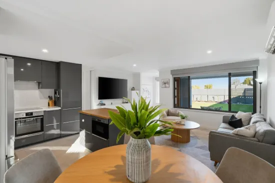 12 Fenellia Crescent, Craigie, WA 6025