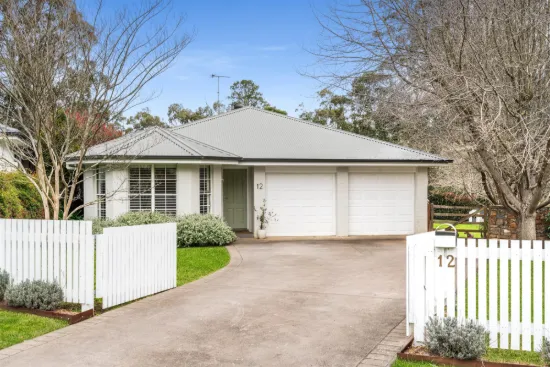 12 Fernbrook Crescent, Mittagong, NSW 2575