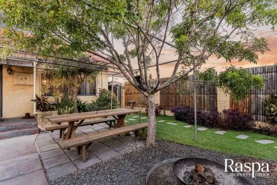 12 Frederick Road, Hamilton Hill, WA 6163