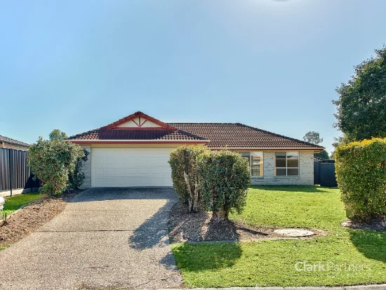 12 Fuller Avenue, Meadowbrook, Qld 4131