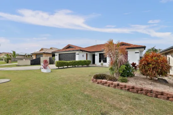 12 Gingham Street, Glenella, Qld 4740