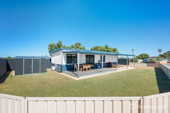 12 Goldsworthy Crescent, Spalding, WA 6530