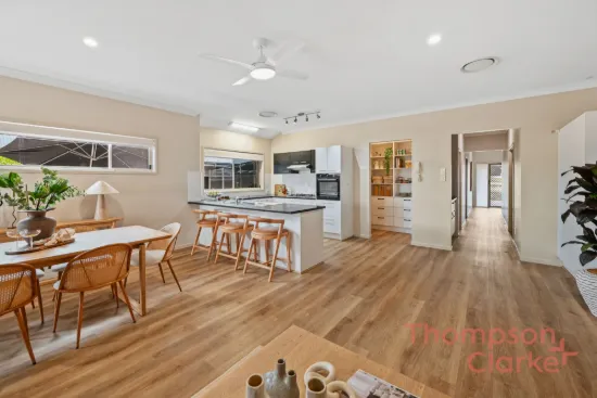 12 Grasshawk Drive, Chisholm, NSW 2322