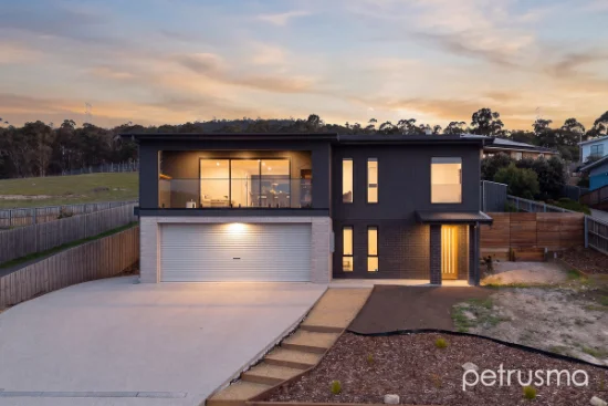 12 Grist Street, New Norfolk, Tas 7140