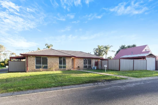 12 Haite Place, Roxburgh Park, Vic 3064