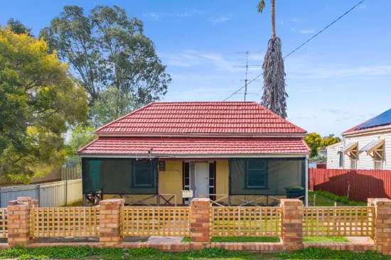 12 Hampton Street, Northam, WA 6401