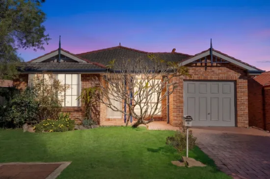12 Hannam Place, Englorie Park, NSW 2560