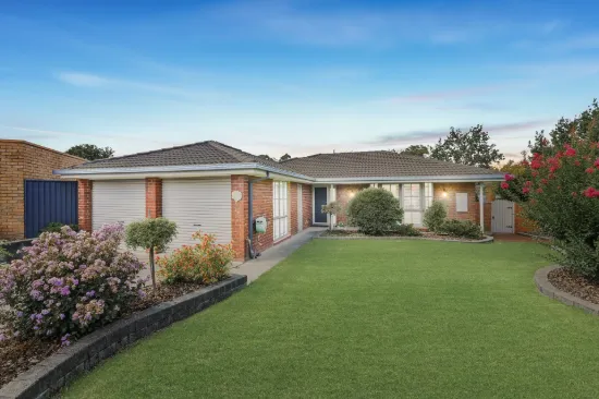 12 Hardy Court, Berwick, Vic 3806